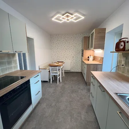 Kreuttal بيت للعطل Hautzendorf
